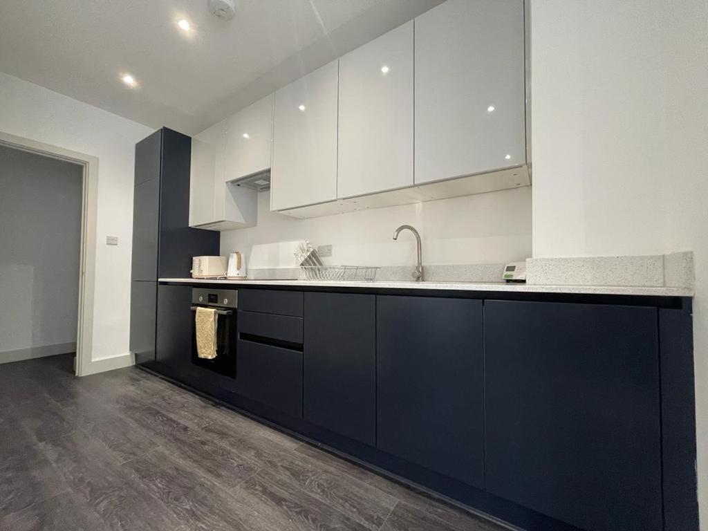 Star London Finchley Road 3-Bed Retreat Apartment Exterior foto